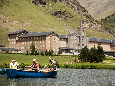 Pyrenees-Vall de Núria Tour